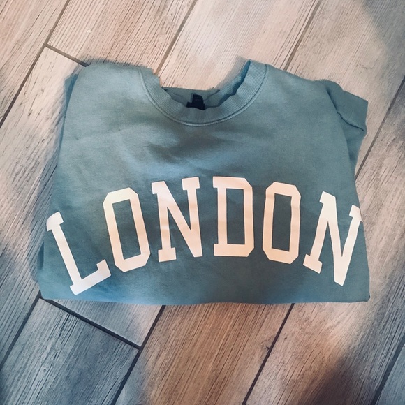 Brandy Melville Sweaters - blue london sweatshirt